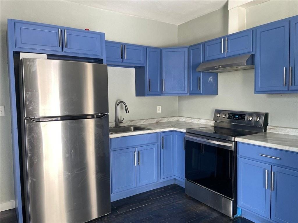 3108 E 3rd St - Photo 5 of 6