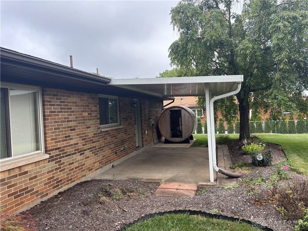 1028 Swango Dr - Photo 3 of 17