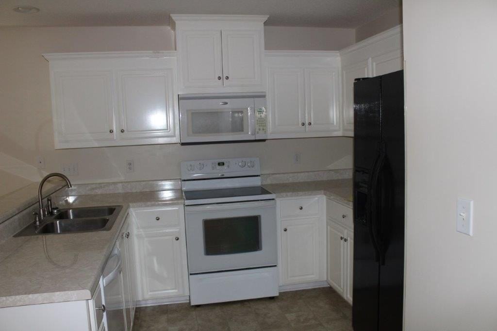 120 Thistlewood Dr - Photo 4 of 10