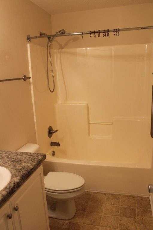 120 Thistlewood Dr - Photo 7 of 10