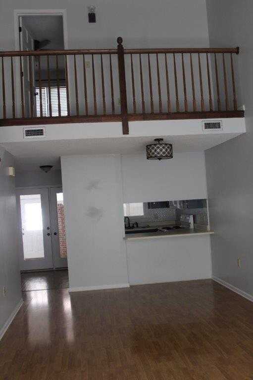 116 Emerald Lake Dr - Photo 2 of 11