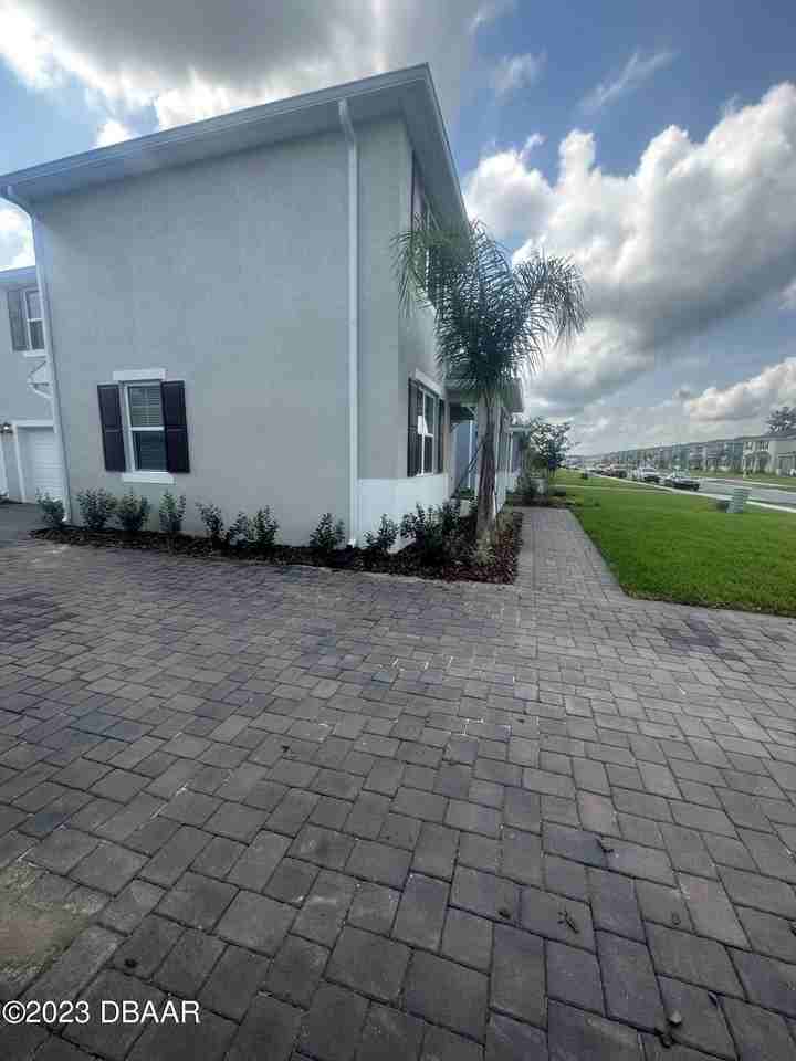 3077 Meleto Blvd - Photo 2 of 23
