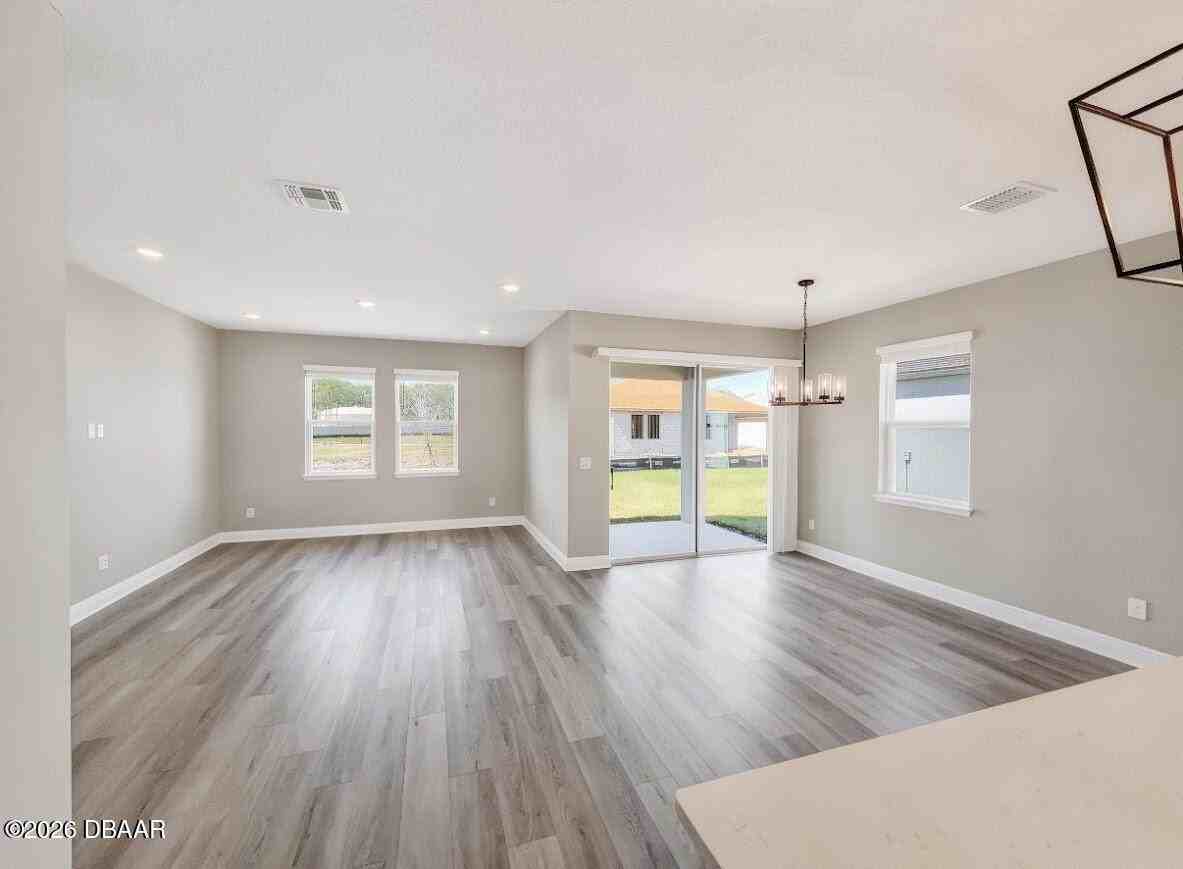1212 Pampus Dr - Photo 4 of 12