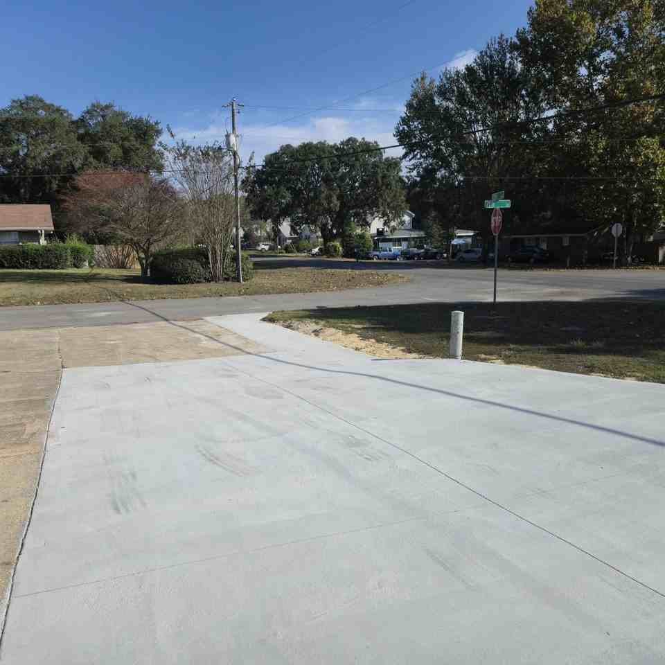 75 7th St - Photo 3 of 33