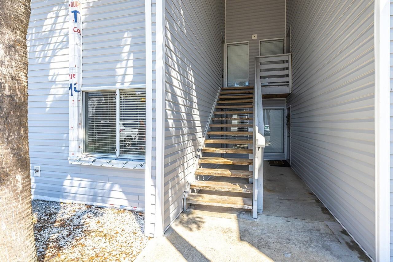 101 Old Ferry Rd #27B - Photo 3 of 29