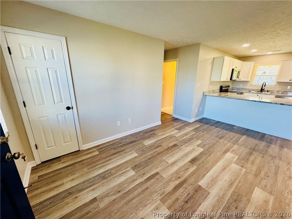 502 E 19th St - Photo 7 of 26