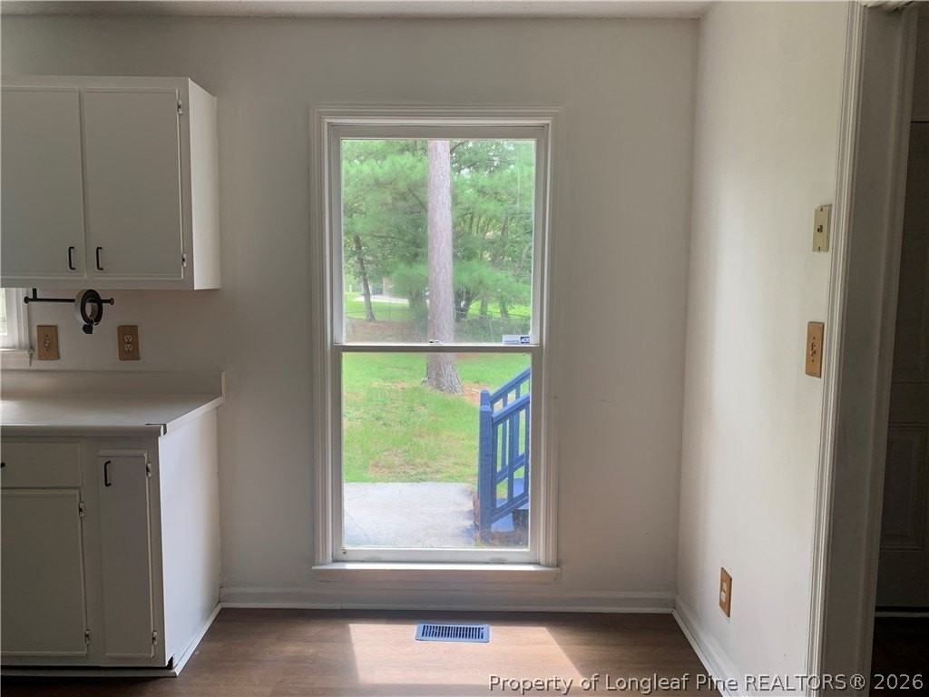 3323 Annawood Ct - Photo 7 of 22