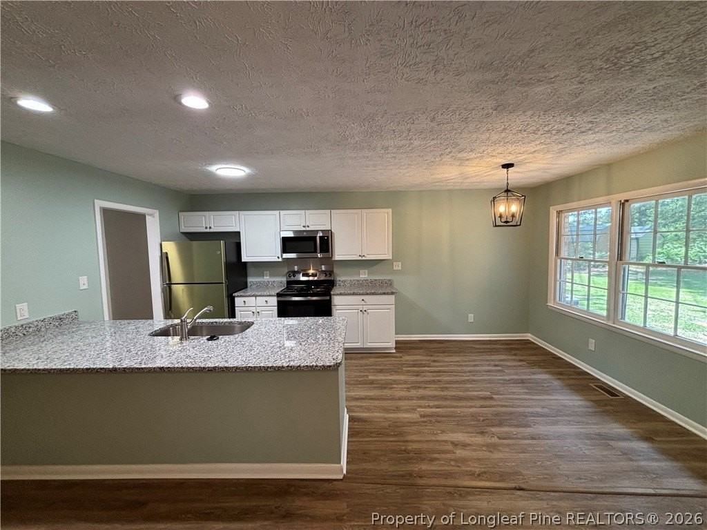 6791 Seaford Dr - Photo 4 of 14