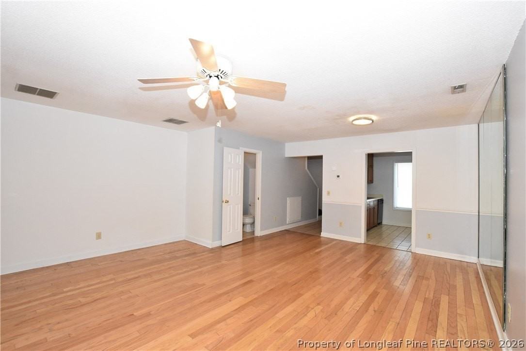 400 N Steele St #B - Photo 4 of 13