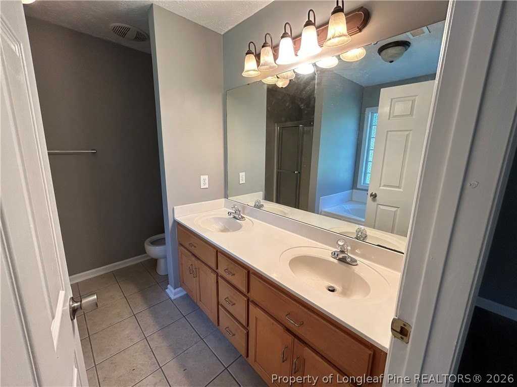 10005 Rockfish Rd - Photo 5 of 15
