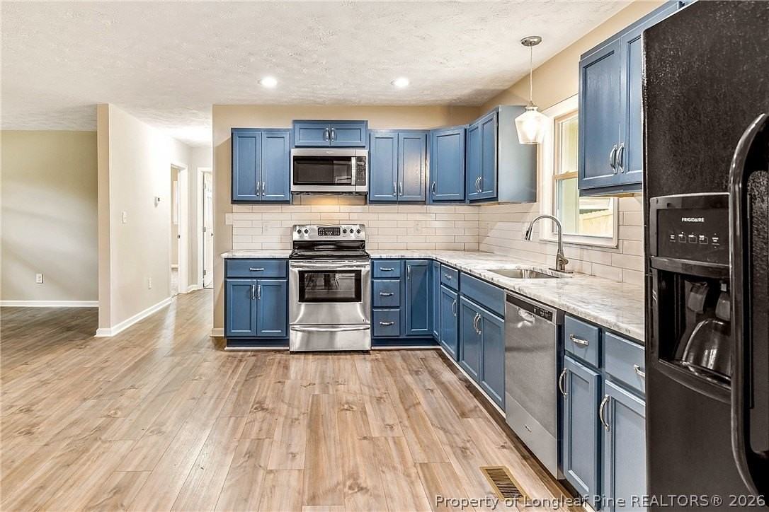 1604 Crescent Dr - Photo 7 of 14