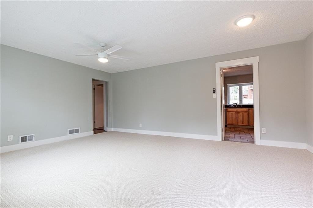2971 Stratford Arms Dr - Photo 4 of 22