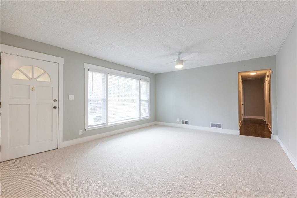 2971 Stratford Arms Dr - Photo 6 of 22