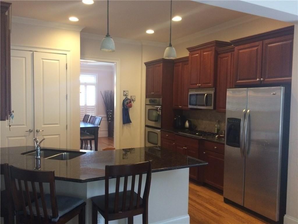 203 Mount Vernon Cv - Photo 2 of 14