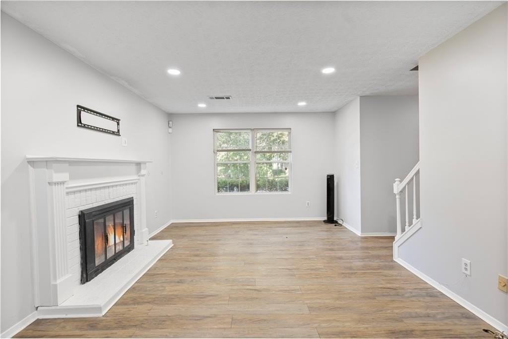 10390 Rillridge Ct - Photo 5 of 25