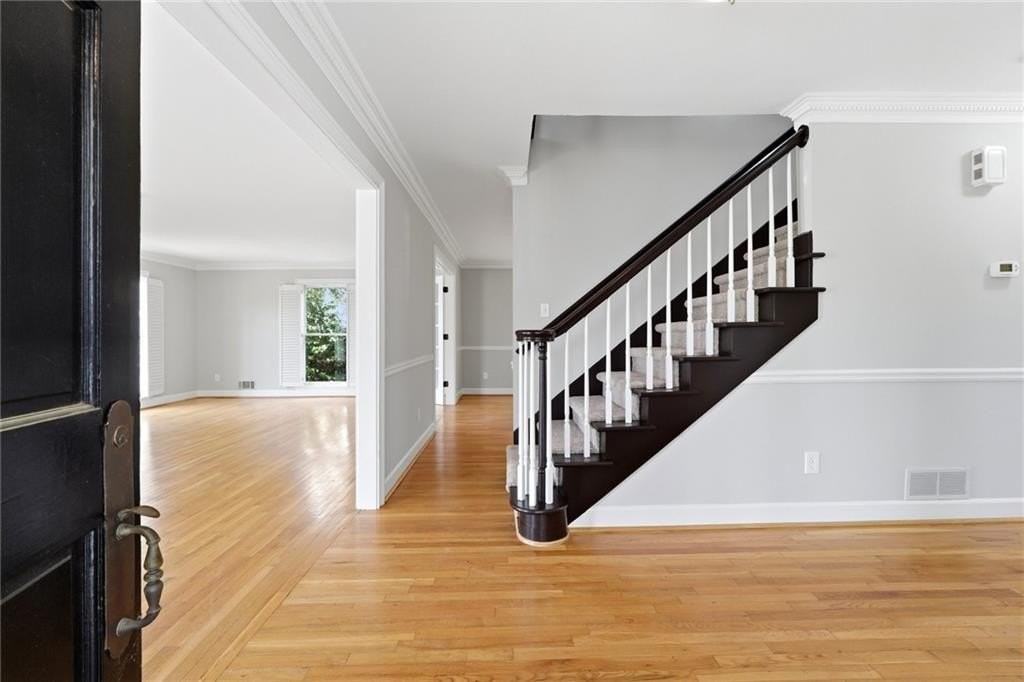 220 Clipper Bay Dr - Photo 3 of 23