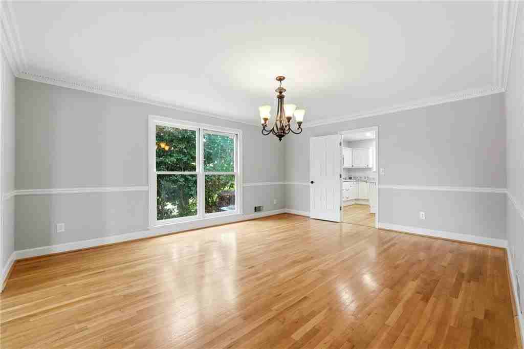 220 Clipper Bay Dr - Photo 5 of 23