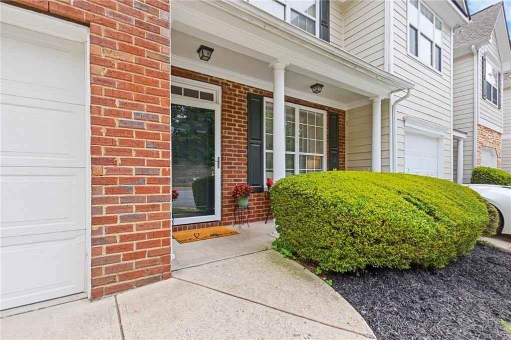 1607 Jackson Trace Ct Nw - Photo 3 of 37
