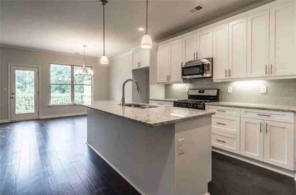5520 Bright Cross Way - Photo 3 of 16