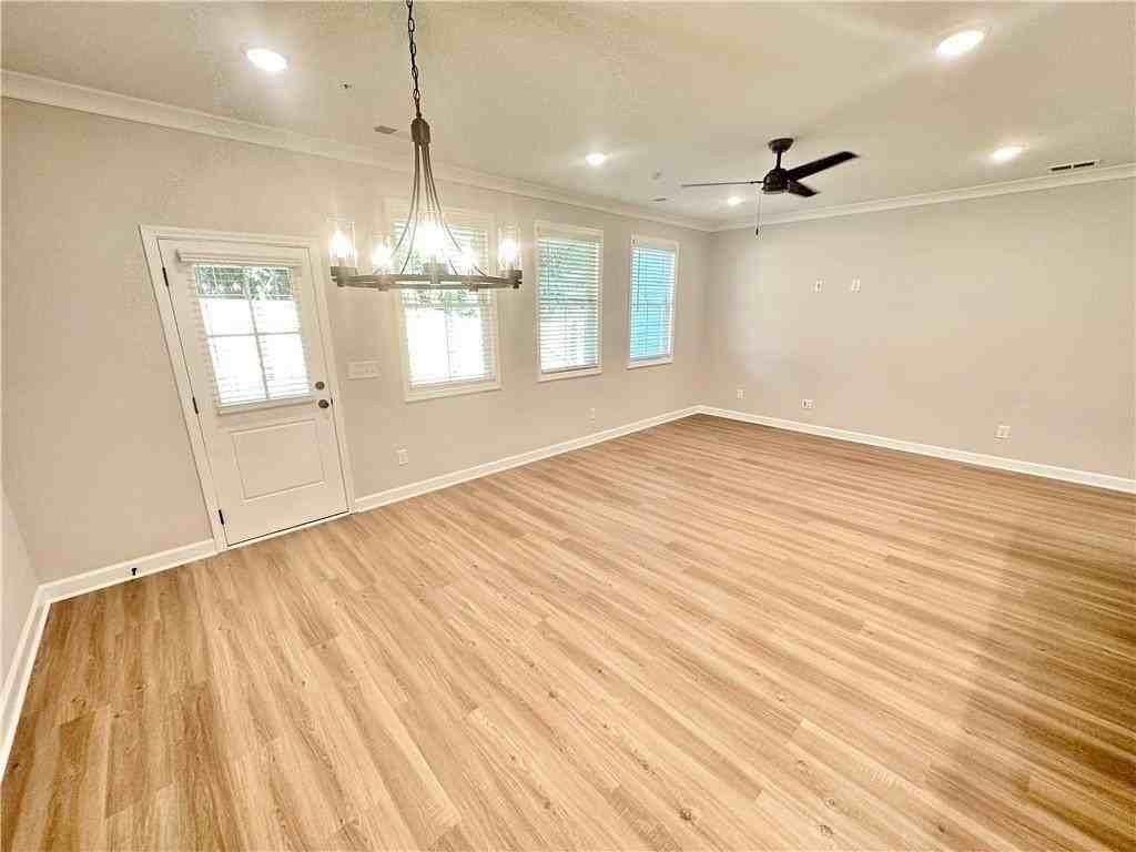 118 Bluffington Way - Photo 7 of 25