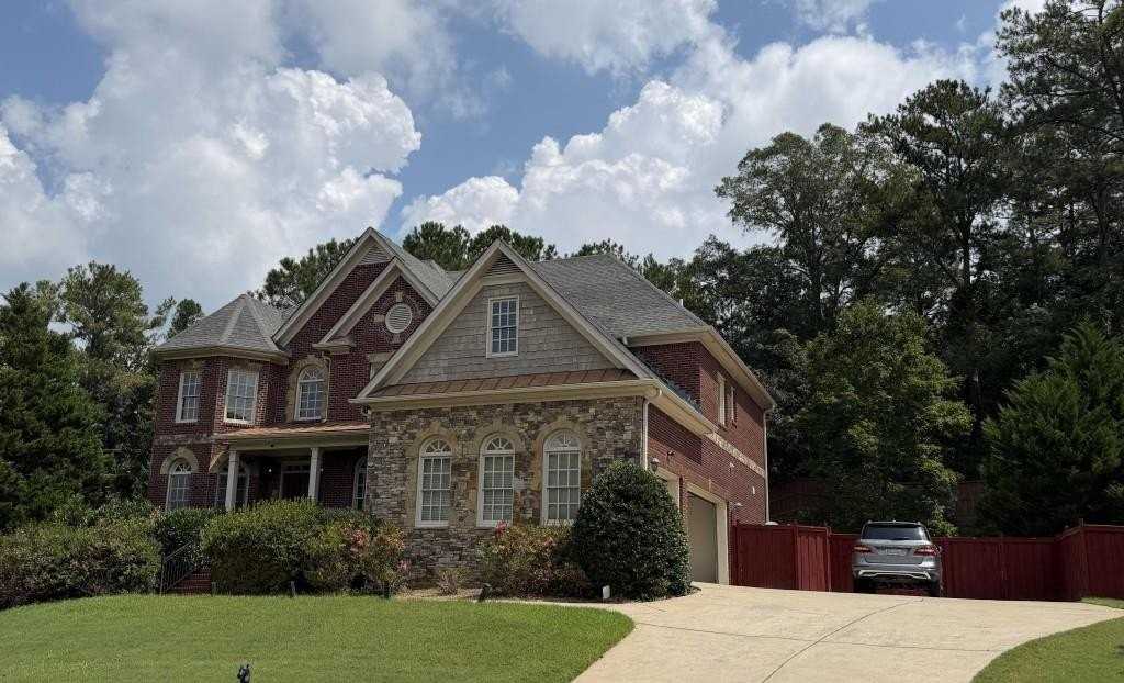 2862 Piedmont Enclave Ct - Photo 2 of 36