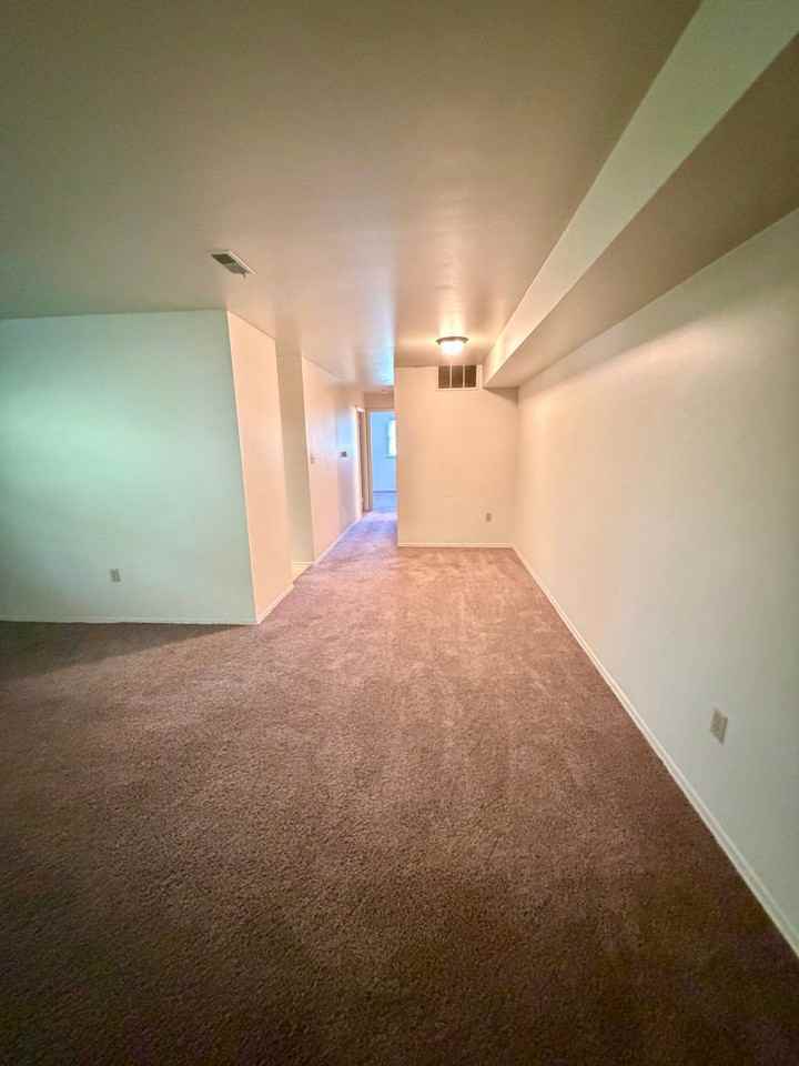 117 Miller Rd - Photo 3 of 12