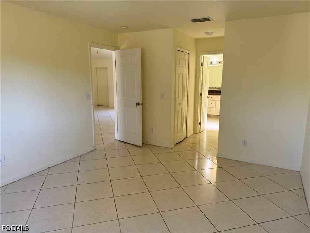 934 Garnet Ave - Photo 2 of 12