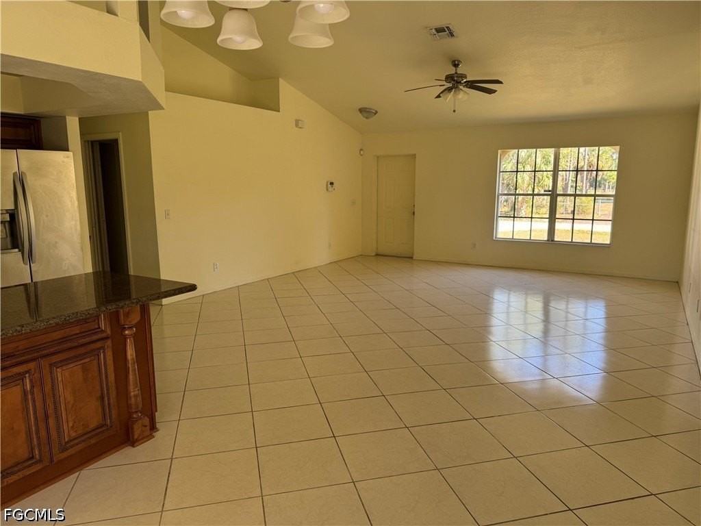 934 Garnet Ave - Photo 7 of 12