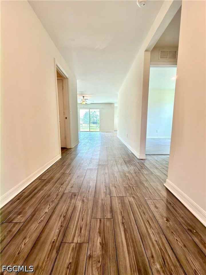 2115 Nw 24th Pl - Photo 4 of 9