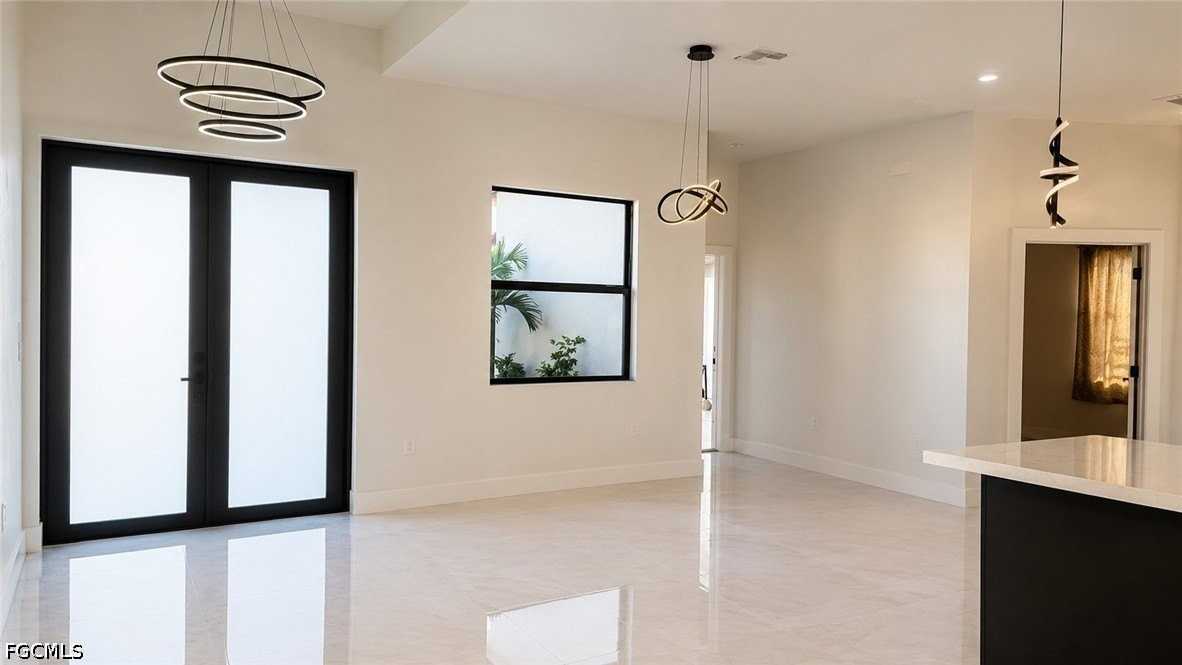2608 Nw 3rd Pl - Photo 3 of 6