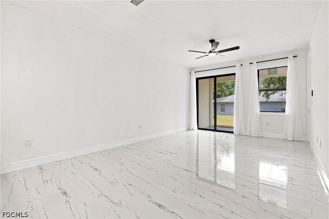 2421 Herb Ave S - Photo 6 of 33