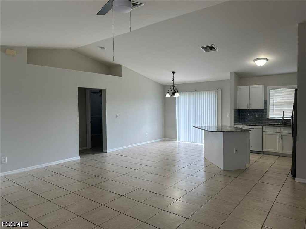 2231 Nw 7th Pl - Photo 7 of 23