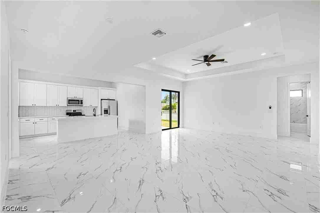 1633 Nw 31st Pl - Photo 6 of 31