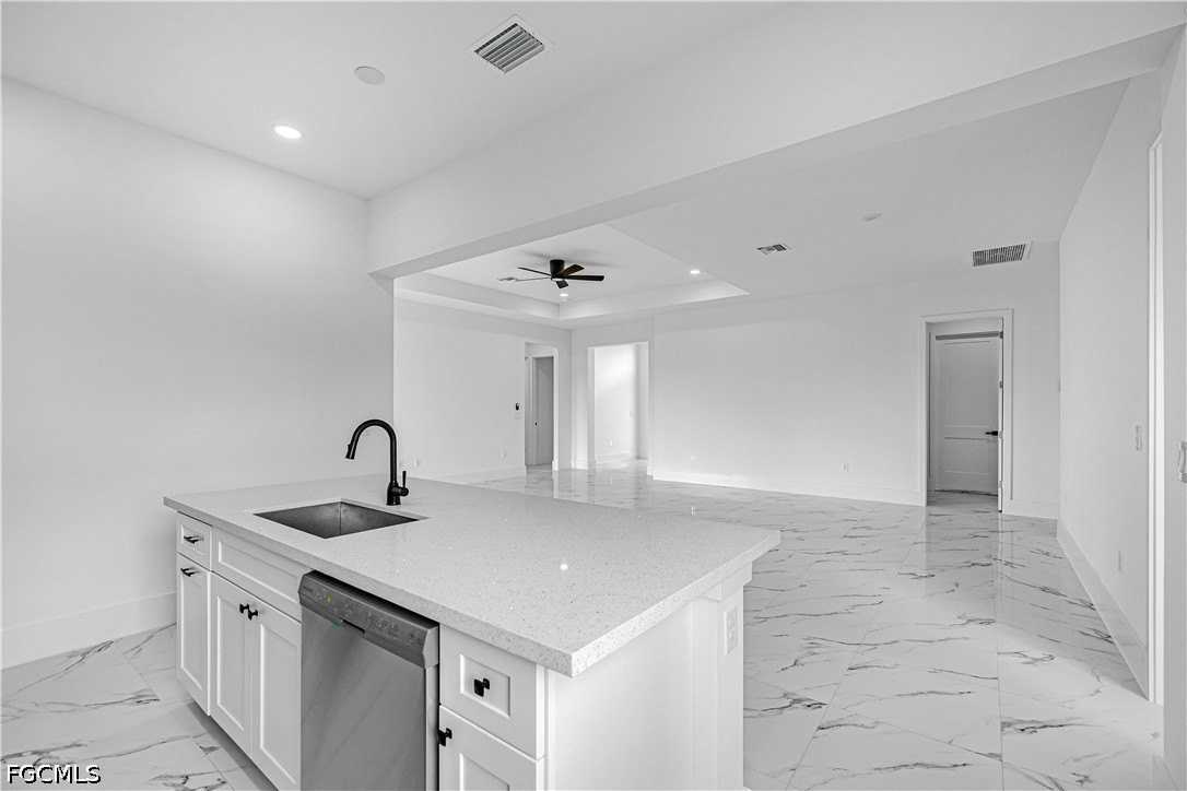1633 Nw 31st Pl - Photo 7 of 31