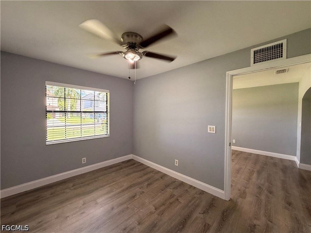 416 Sw 37th Ter - Photo 7 of 43