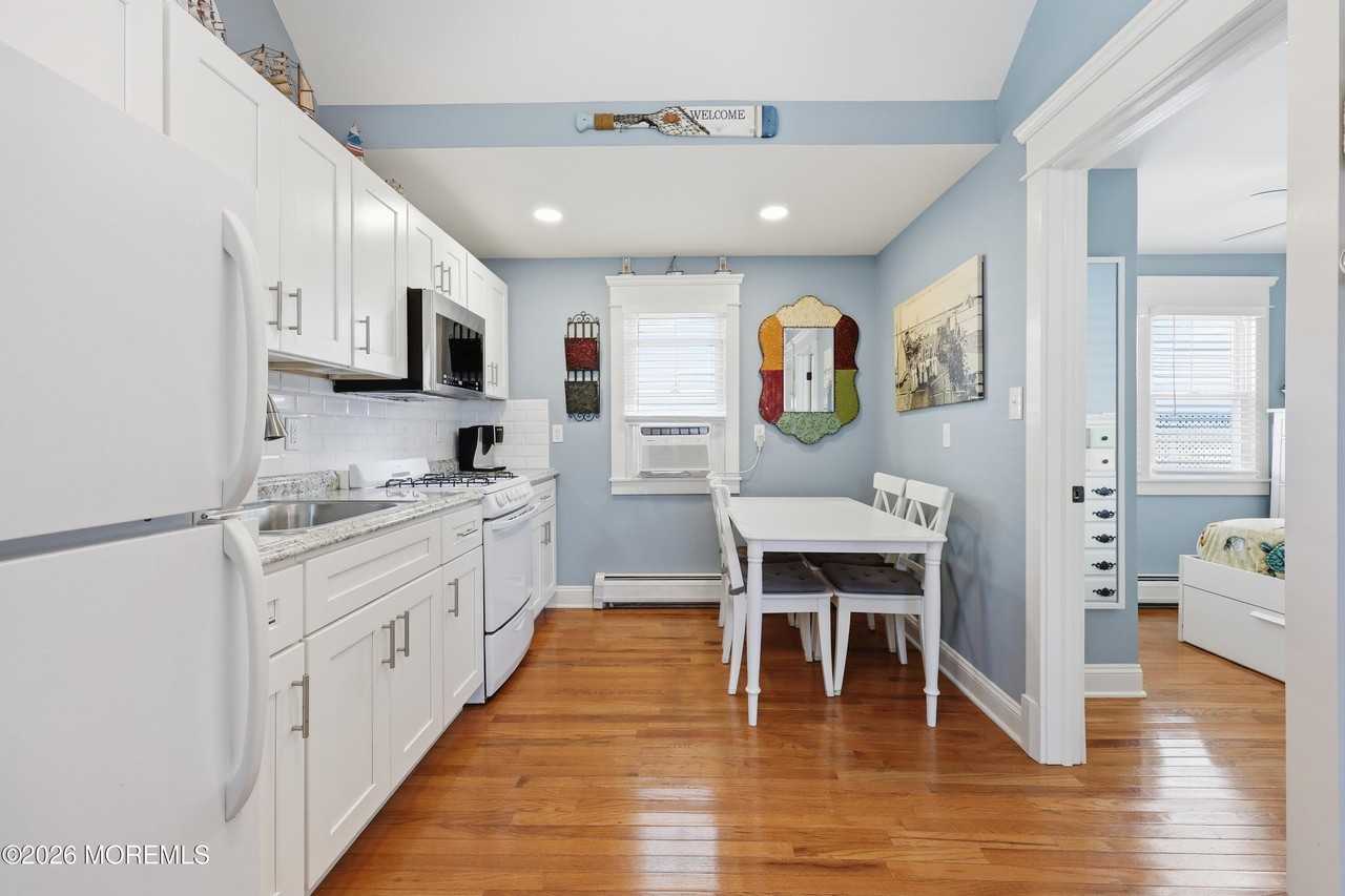 58 5th St - Photo 5 of 37