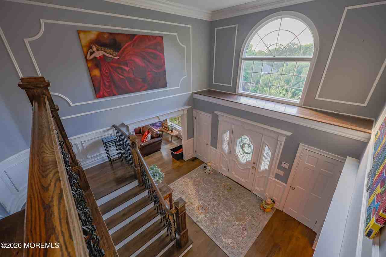 32 Wesley Ct - Photo 7 of 50