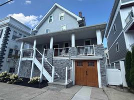 featured image of 21 S Vassar Sq