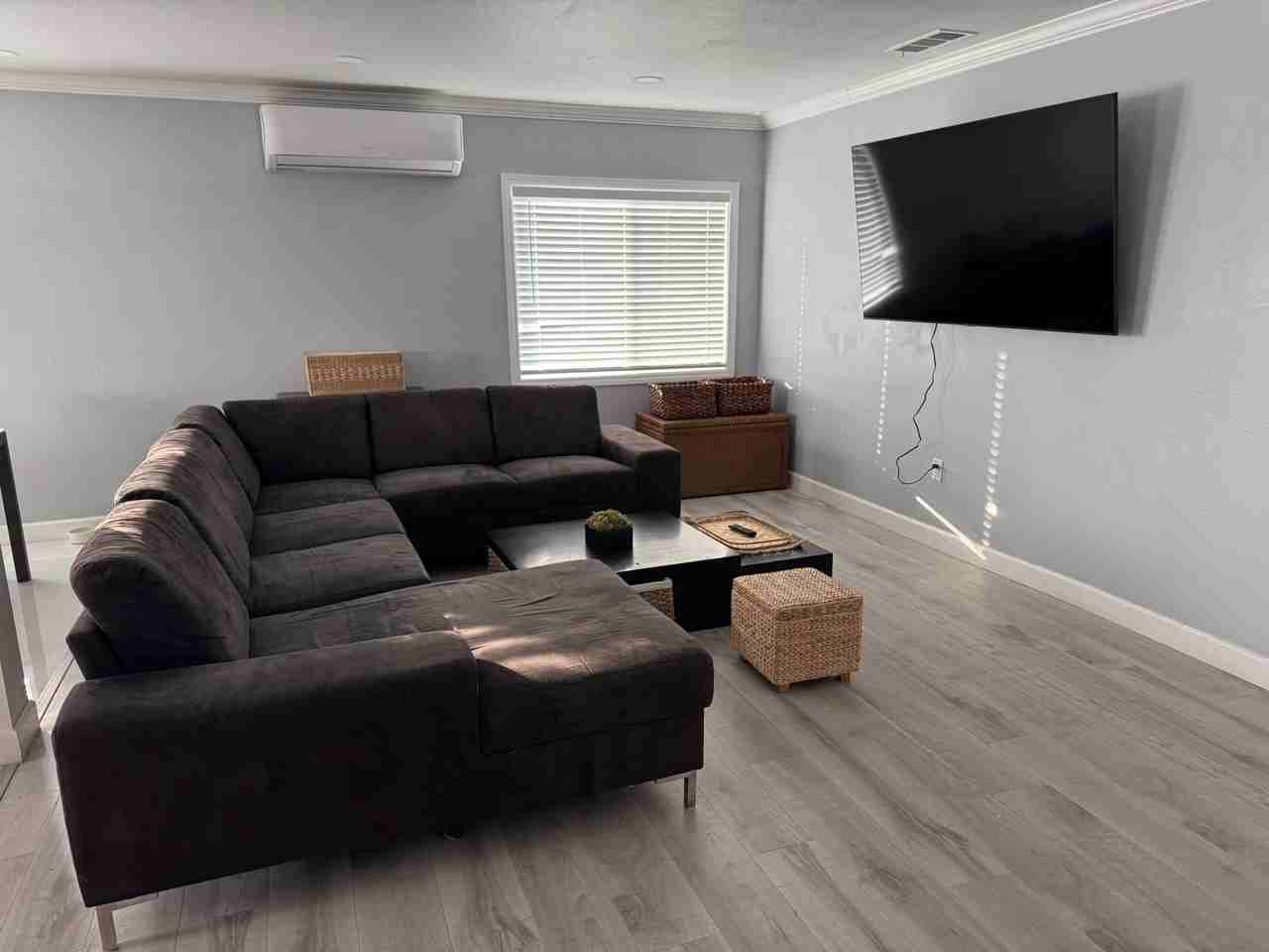 5413 W 4th St #MAIN - Photo 3 of 12