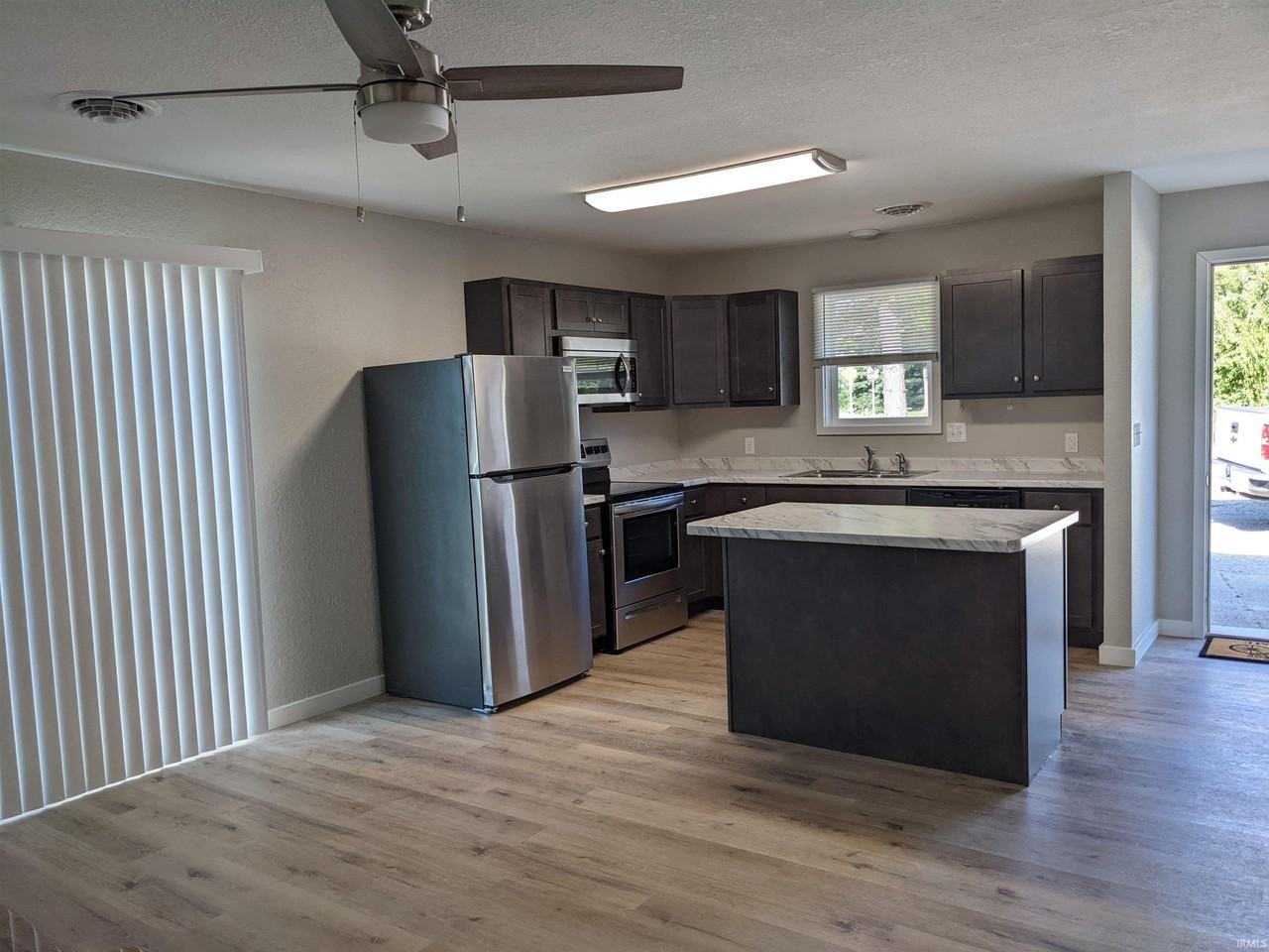 236 Grove St - Photo 6 of 9