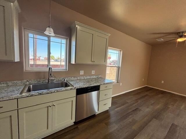 422 N Lala St - Photo 6 of 21