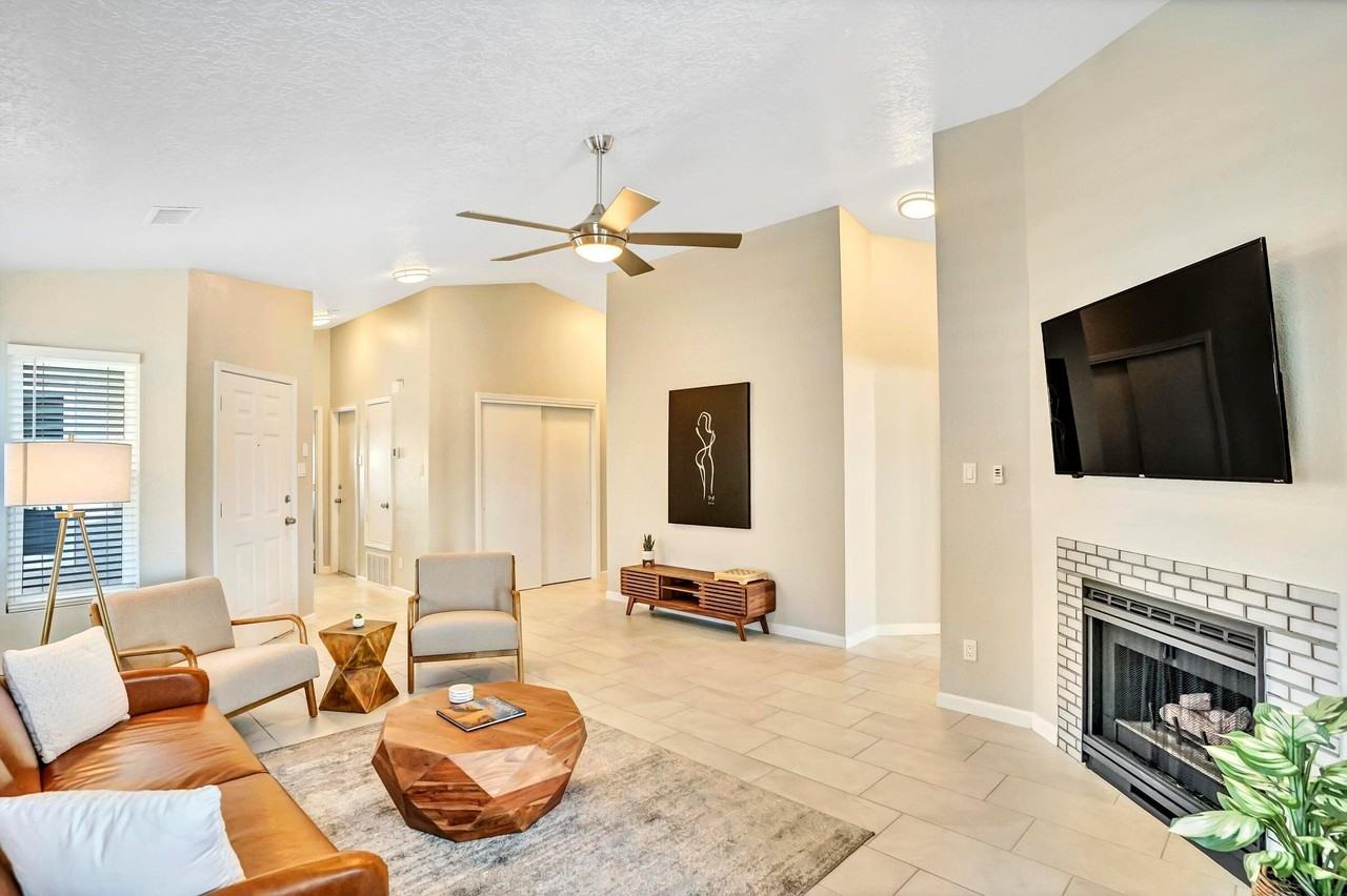 5216 Bogart St Nw - Photo 7 of 27
