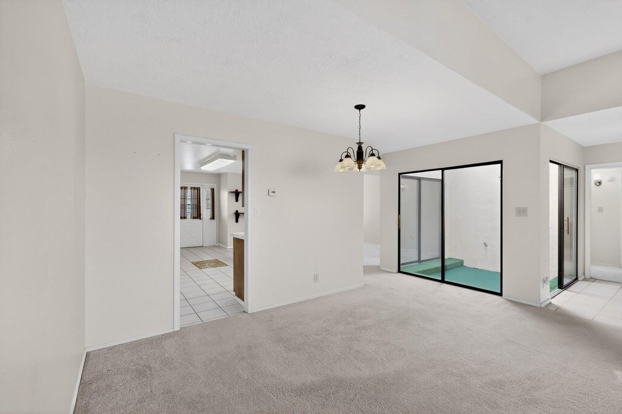 106 Fulton Ave - Photo 6 of 46
