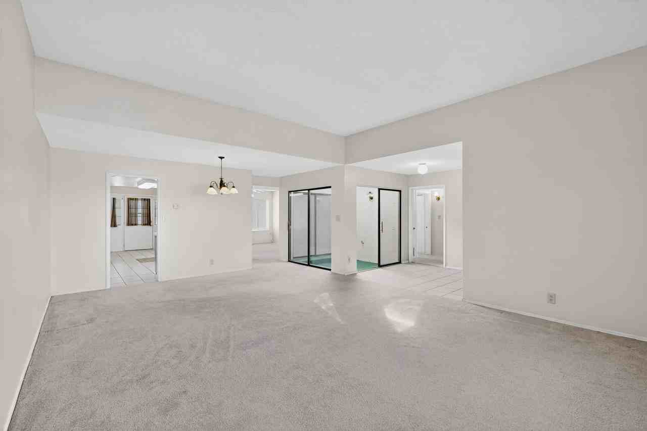 106 Fulton Ave - Photo 7 of 46