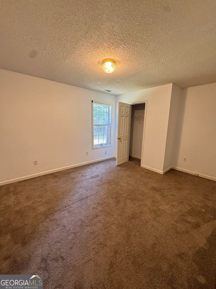 6922 Red Bone Way - Photo 2 of 13