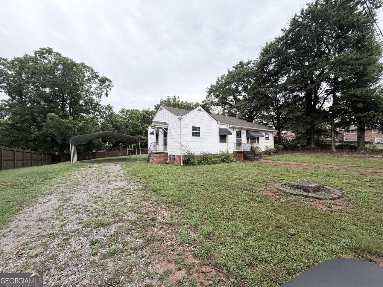 75 Williams St - Photo 5 of 18