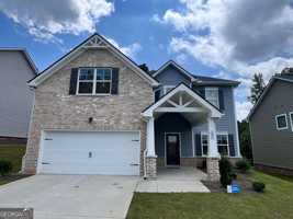 featured image of 109 Cedar Wood Trce