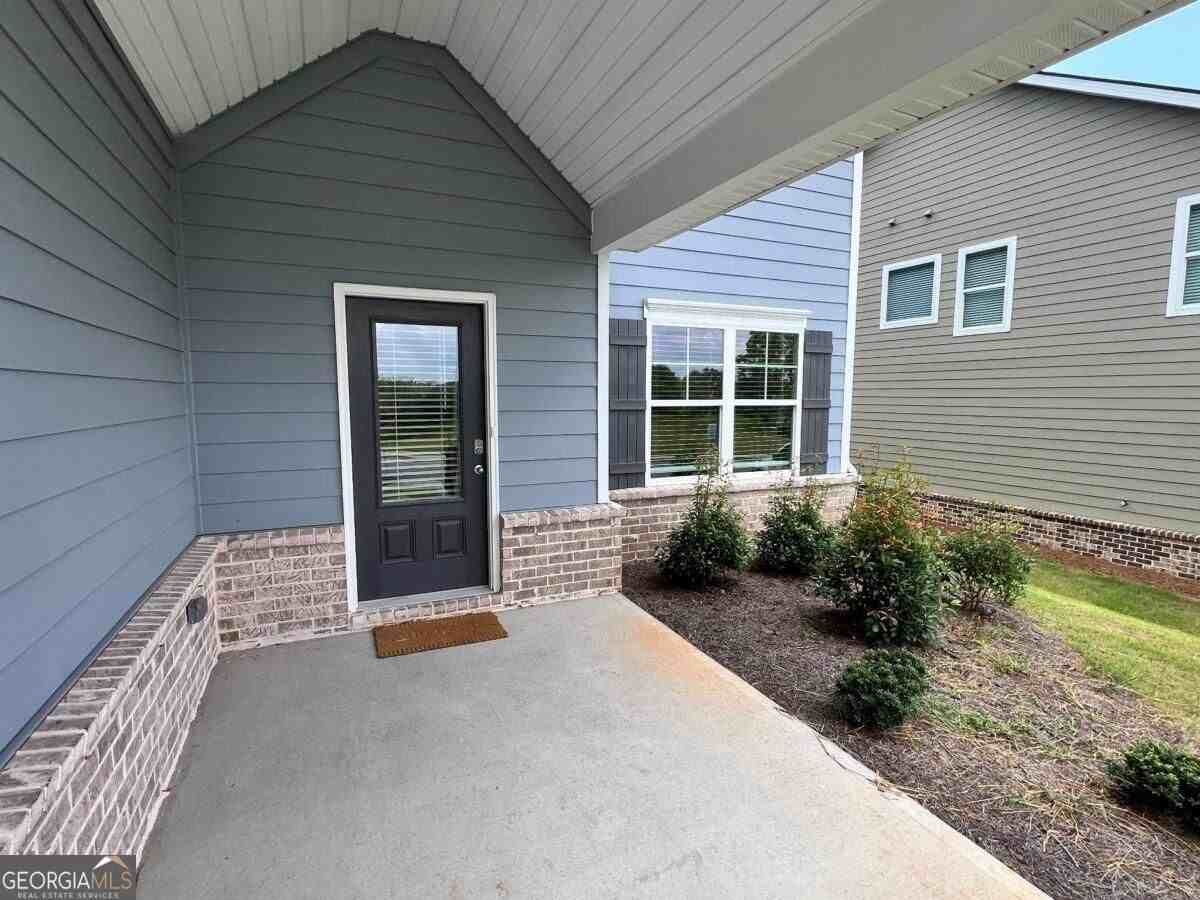 109 Cedar Wood Trce - Photo 2 of 28