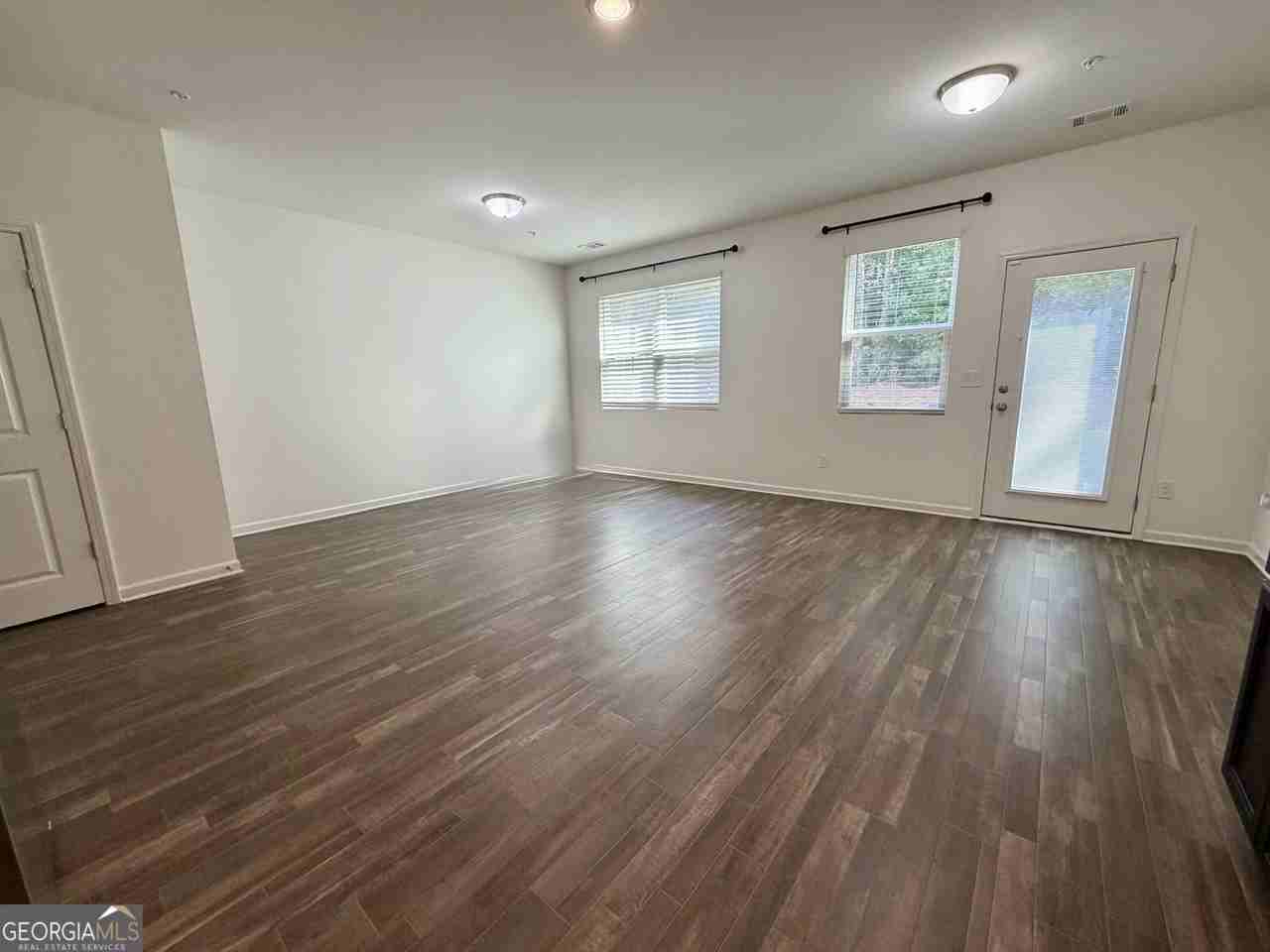 1913 Millstream Holw - Photo 3 of 14