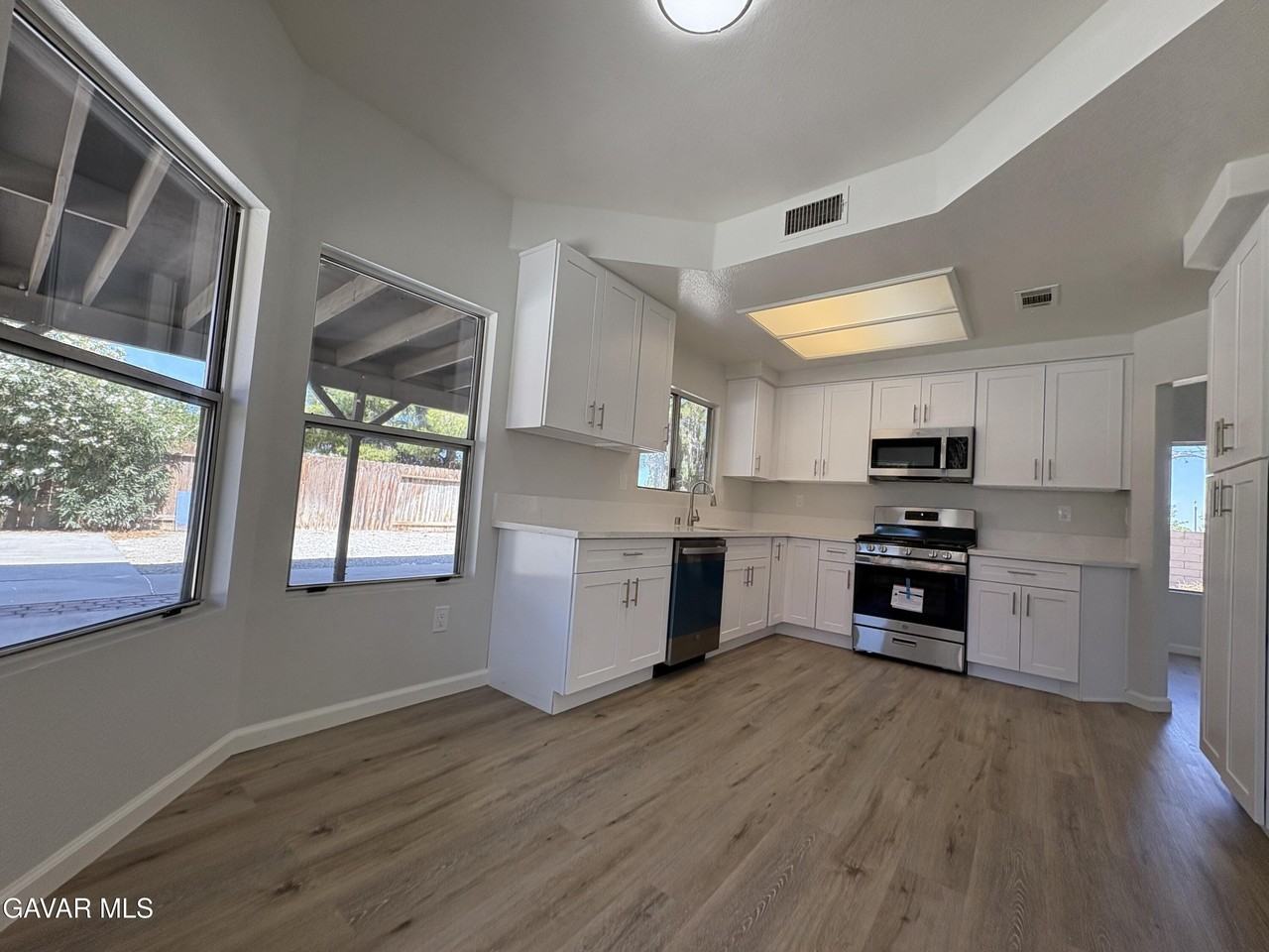 37557 42nd St E - Photo 2 of 12